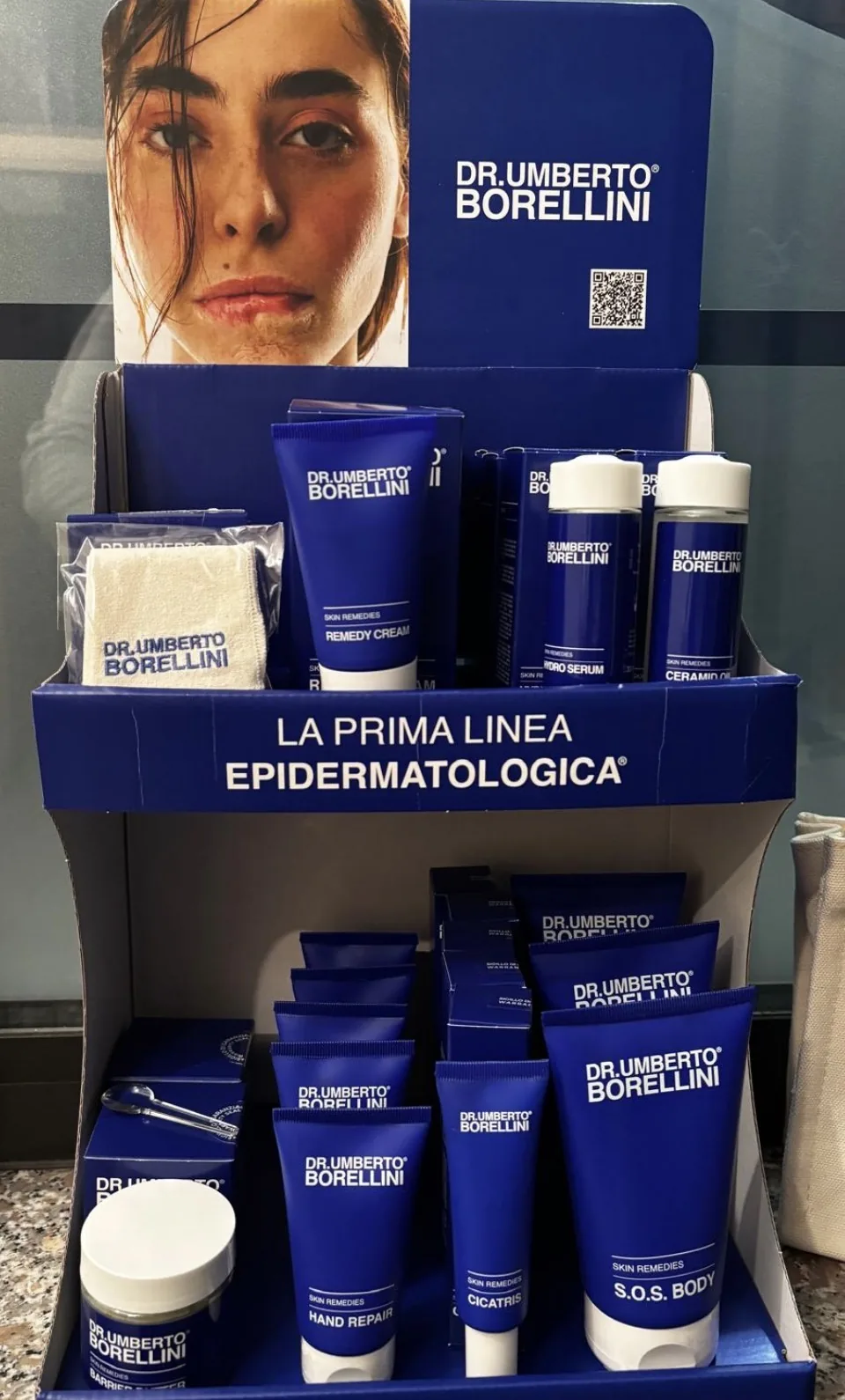 Linea di prodotti professionali per la cura della pelle
